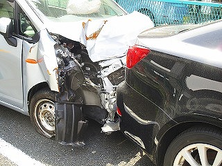 自動車事故